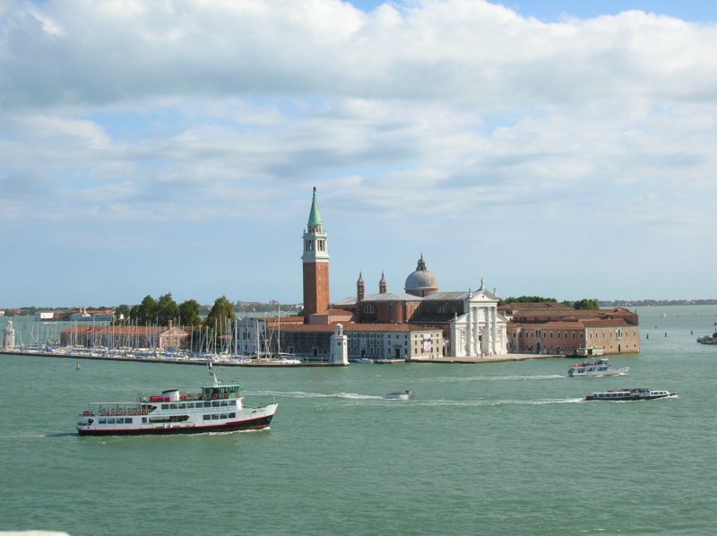 b899.jpg